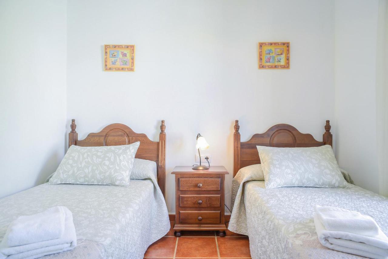 Casa Villanueva 4 - Solo Familias Conil De La Frontera Exteriör bild