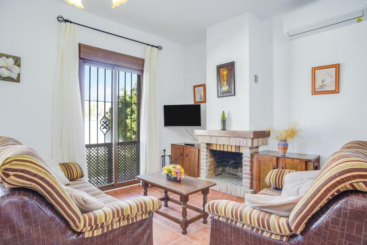 Casa Villanueva 4 - Solo Familias Conil De La Frontera Exteriör bild