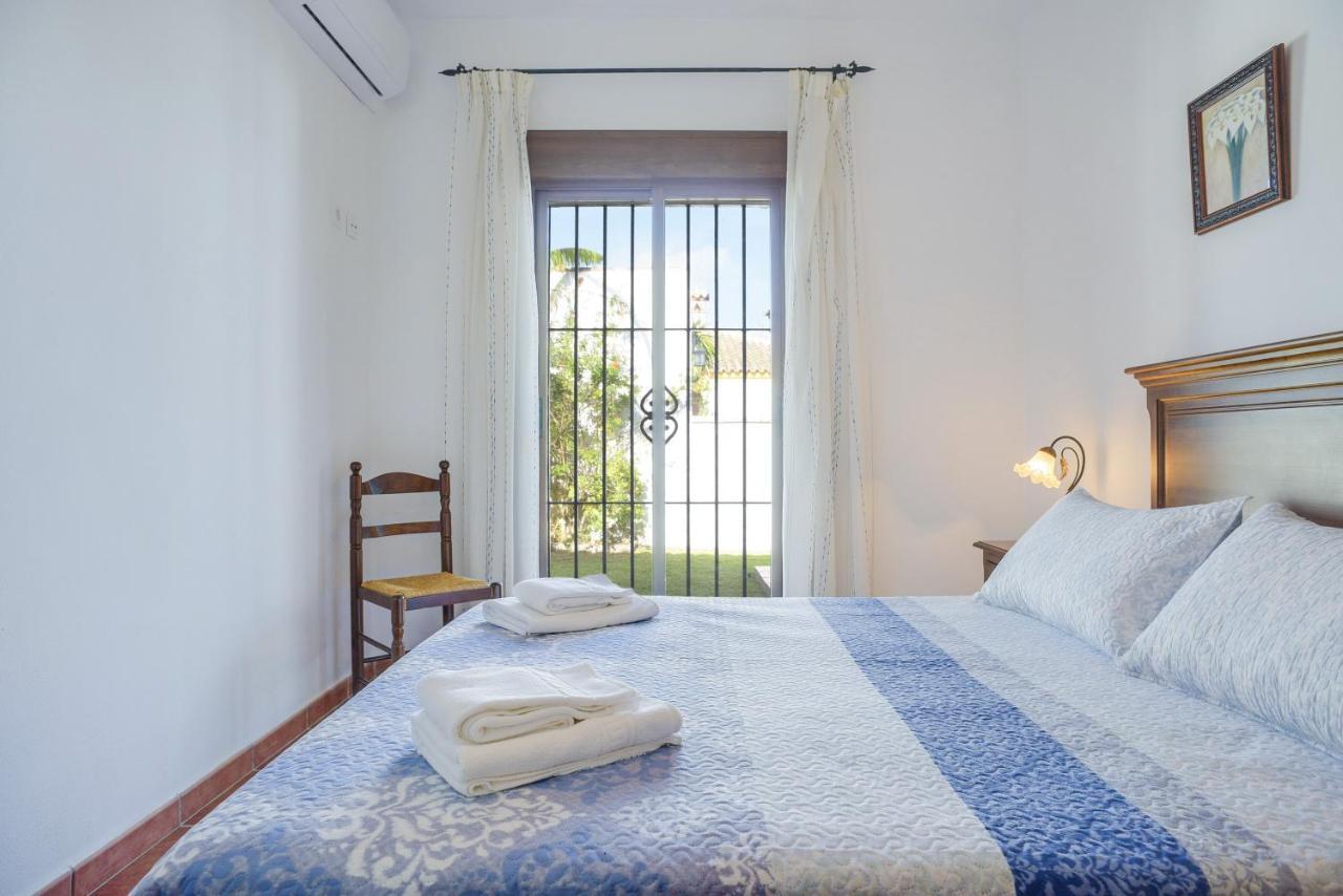 Casa Villanueva 4 - Solo Familias Conil De La Frontera Exteriör bild